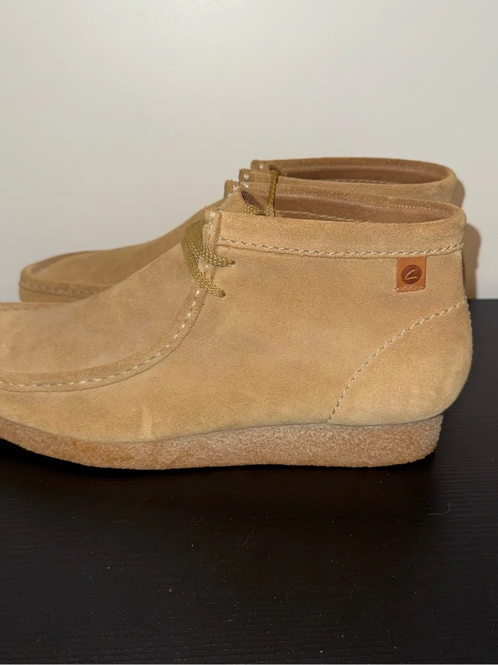 Clarks Men's Suede Chukka Boots in Tan